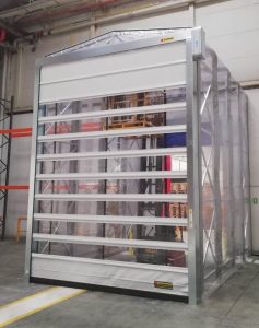 Ταχυκίνητη πόρτα με διάφανο ύφασμα pvc